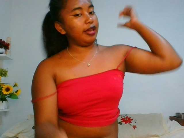 Pauliemarie live cam on BongaCams