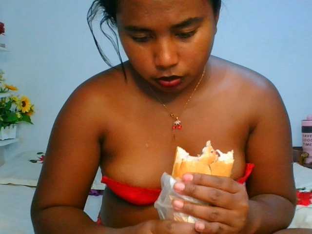 Pauliemarie live cam on BongaCams