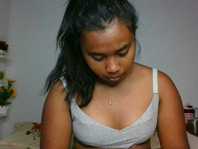 Pauliemarie live cam on BongaCams