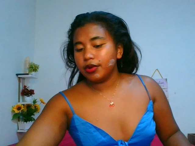 Pauliemarie live cam on BongaCams