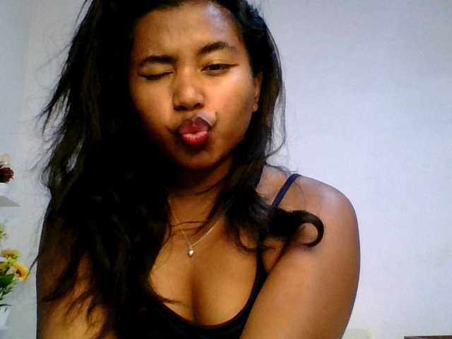 Pauliemarie live cam on BongaCams