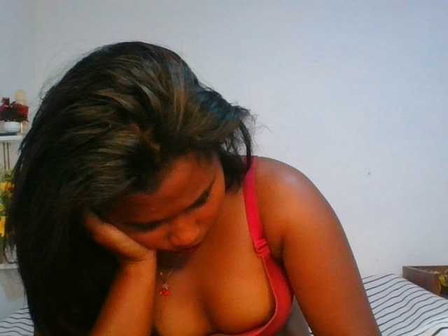 Pauliemarie live cam on BongaCams