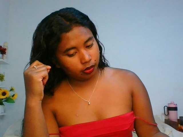 Pauliemarie live cam on BongaCams