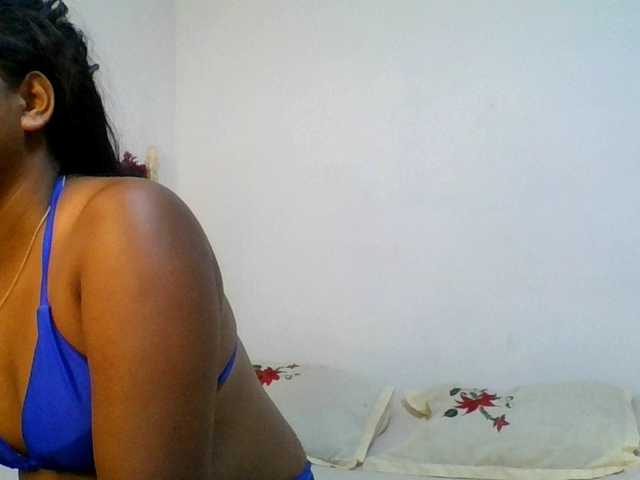 Pauliemarie live cam on BongaCams