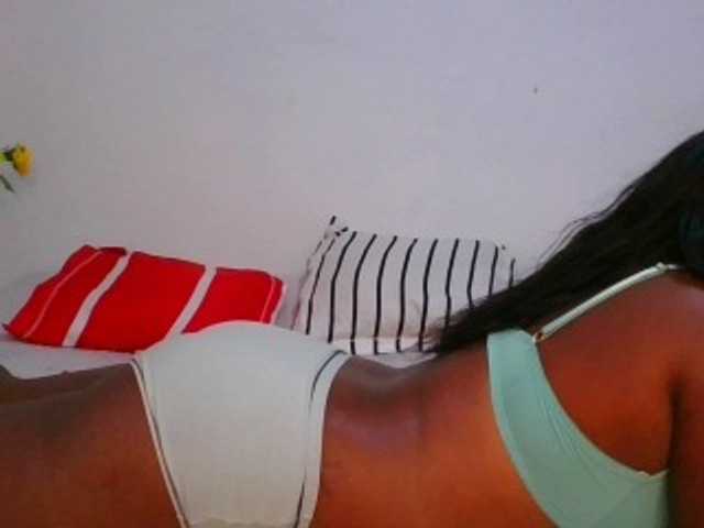 Pauliemarie live cam on BongaCams