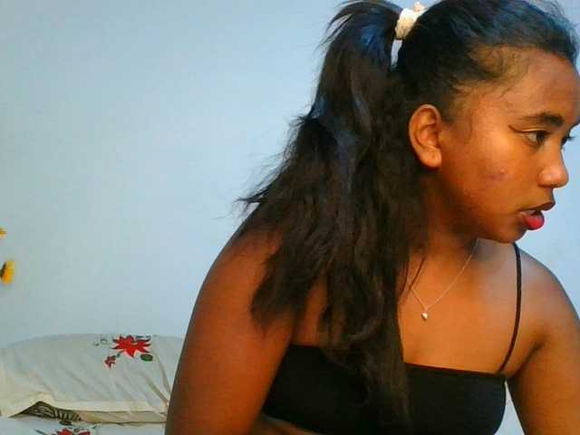 Pauliemarie live cam on BongaCams