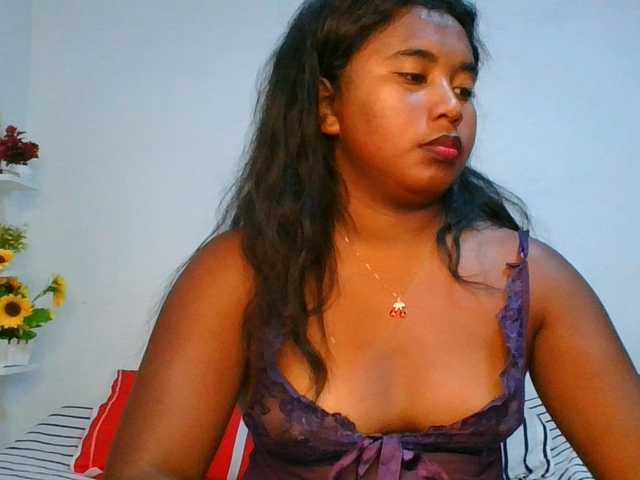 Pauliemarie live cam on BongaCams