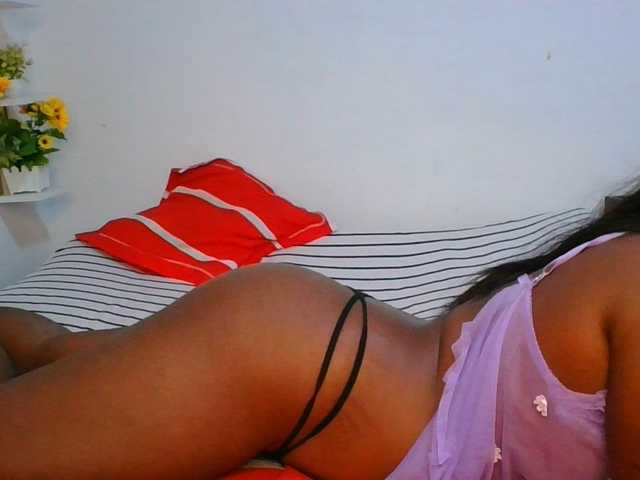 Pauliemarie live cam on BongaCams
