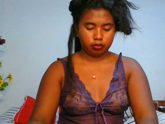 Pauliemarie live cam on BongaCams