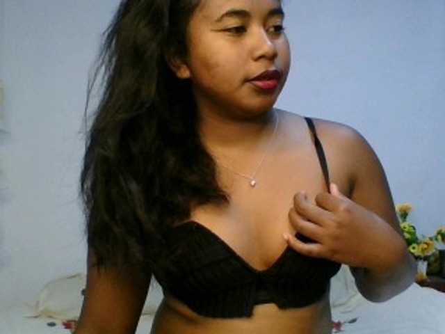 Pauliemarie live cam on BongaCams