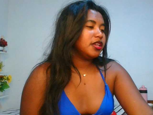 Pauliemarie live cam on BongaCams