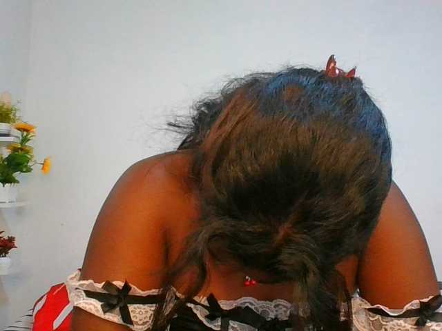 Pauliemarie live cam on BongaCams