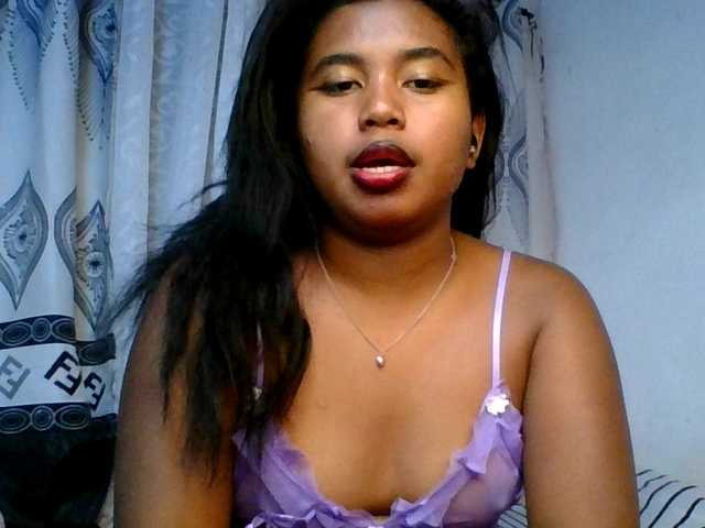 Pauliemarie live cam on BongaCams