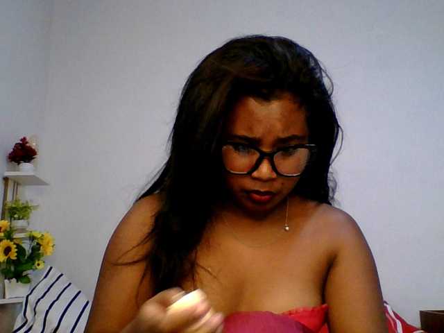 Pauliemarie live cam on BongaCams