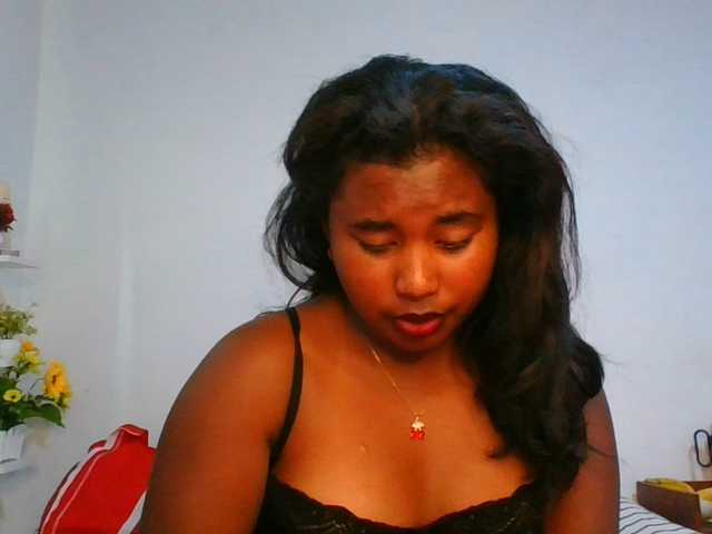 Pauliemarie live cam on BongaCams