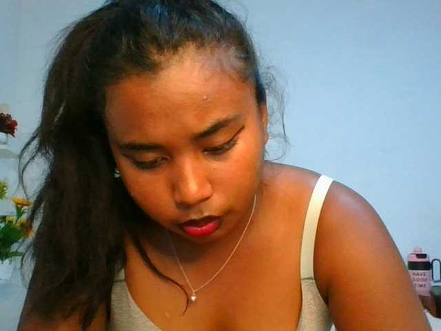 Pauliemarie live cam on BongaCams