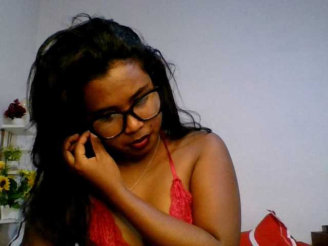 Pauliemarie live cam on BongaCams