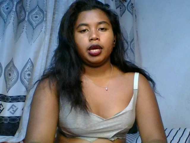 Pauliemarie live cam on BongaCams