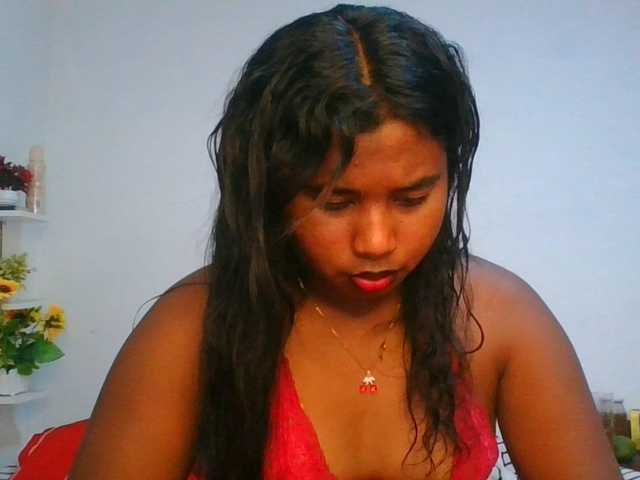 Pauliemarie live cam on BongaCams