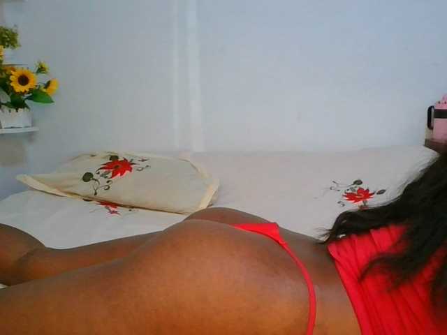Pauliemarie live cam on BongaCams
