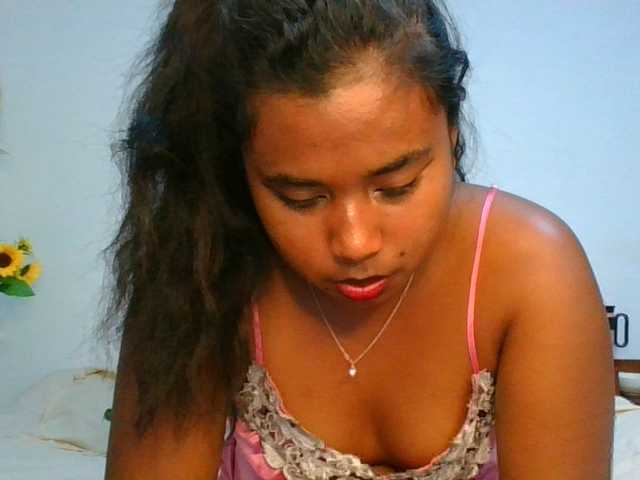 Pauliemarie live cam on BongaCams