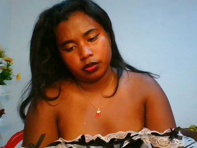 Pauliemarie live cam on BongaCams