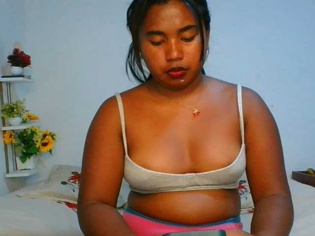 Pauliemarie live cam on BongaCams