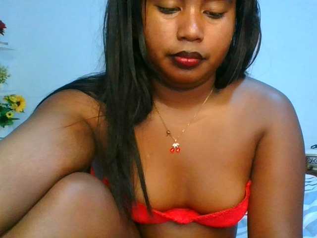 Pauliemarie live cam on BongaCams
