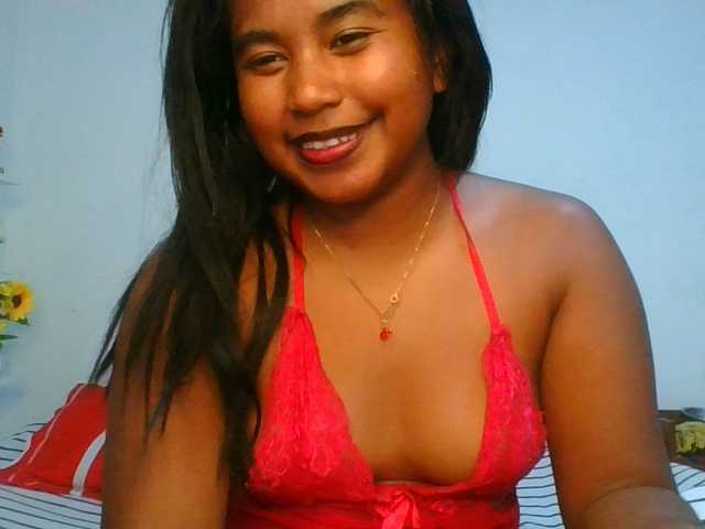 Pauliemarie live cam on BongaCams