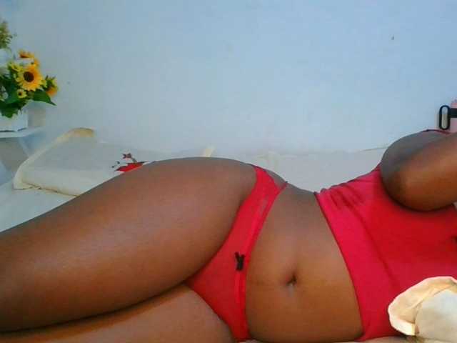 Pauliemarie live cam on BongaCams