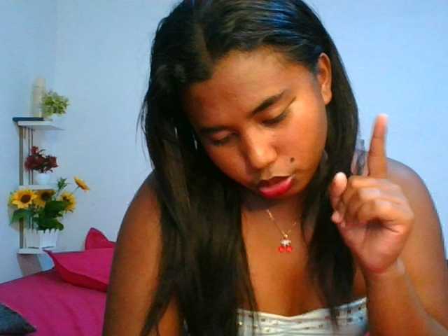 Pauliemarie live cam on BongaCams