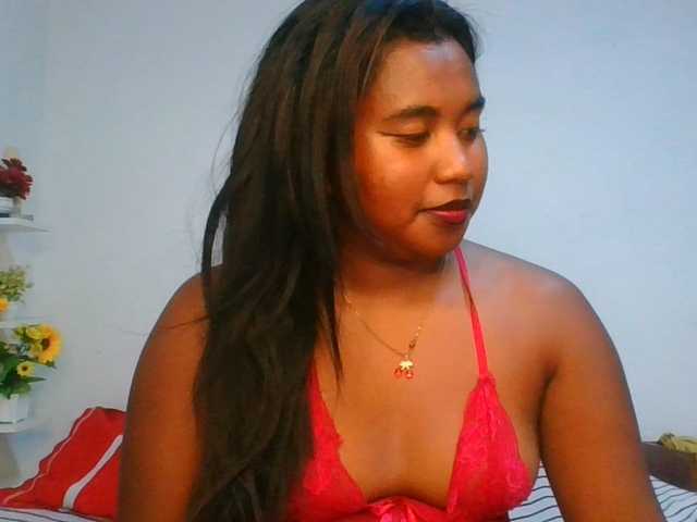 Pauliemarie live cam on BongaCams
