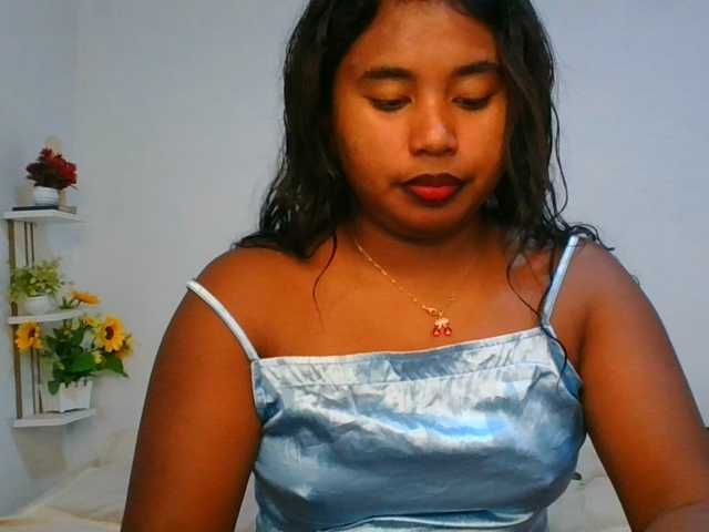 Pauliemarie live cam on BongaCams