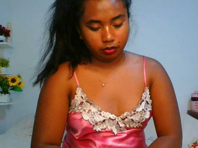 Pauliemarie live cam on BongaCams