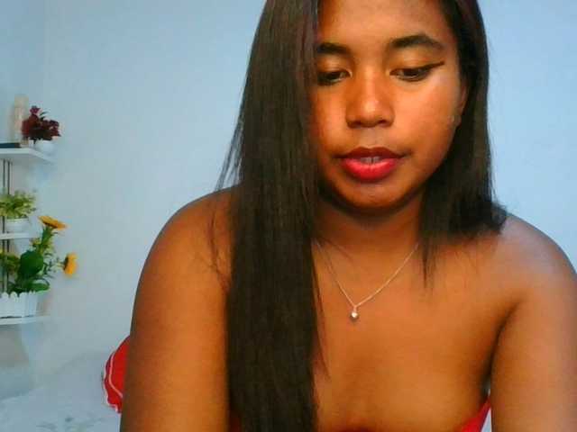 Pauliemarie live cam on BongaCams