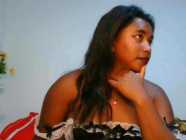 Pauliemarie live cam on BongaCams