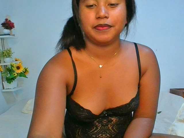 Pauliemarie live cam on BongaCams