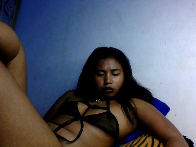 Pauliemarie Live Cam and Statistics on UnifiedCams