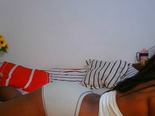 Pauliemarie live cam on BongaCams