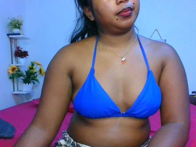Pauliemarie live cam on BongaCams