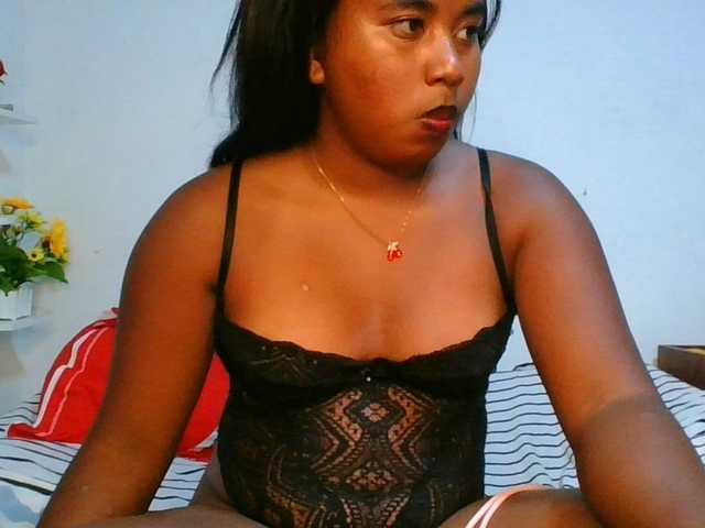 Pauliemarie live cam on BongaCams