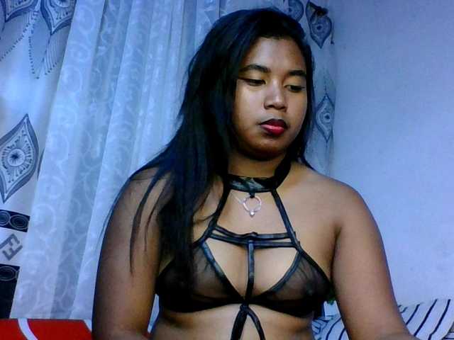 Pauliemarie live cam on BongaCams