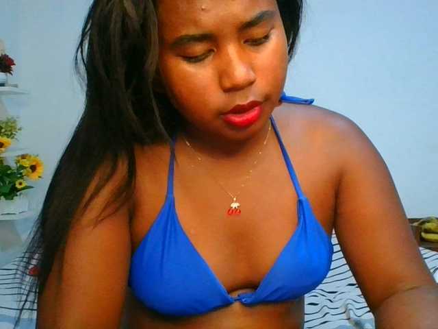 Pauliemarie live cam on BongaCams