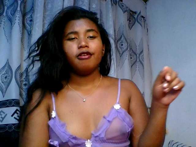 Pauliemarie live cam on BongaCams