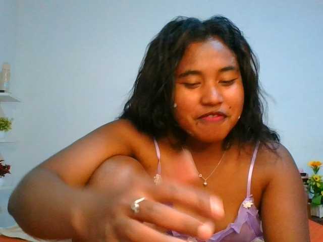 Pauliemarie live cam on BongaCams
