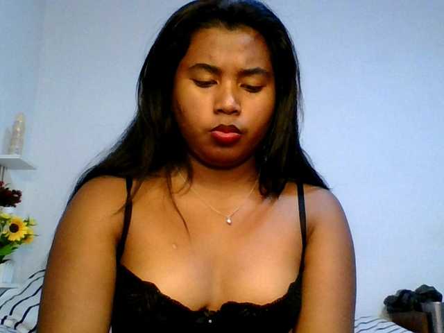 Pauliemarie live cam on BongaCams