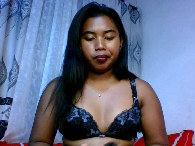 Pauliemarie live cam on BongaCams