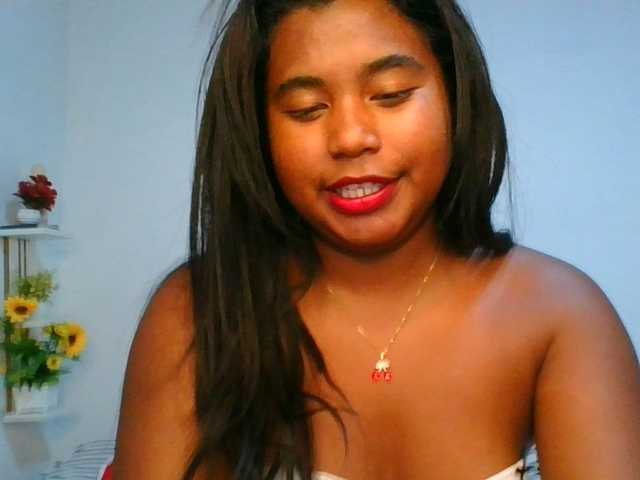 Pauliemarie live cam on BongaCams
