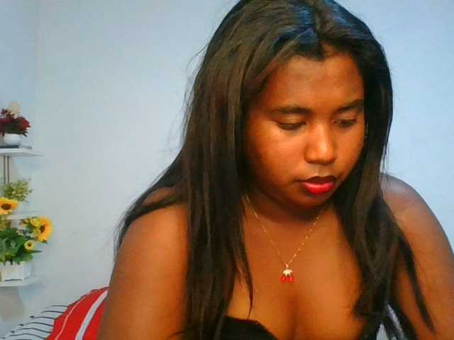 Pauliemarie live cam on BongaCams