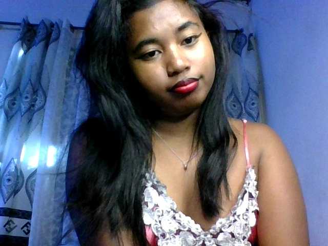 Pauliemarie's BongaCams show and profile